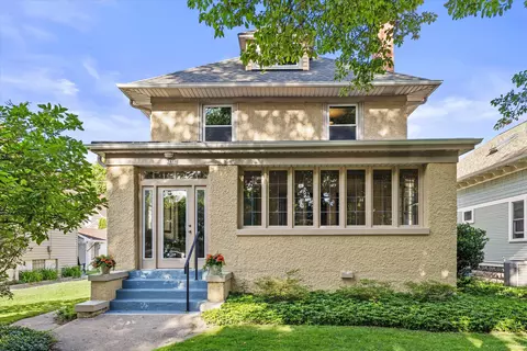 3416 S Delaware, Milwaukee, WI 53207