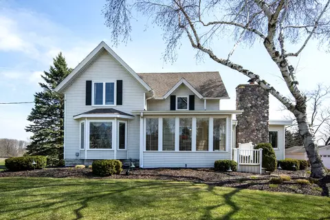 w225n4226 Duplainville, Pewaukee, WI 53072