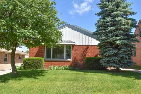 3426 E Whittaker, Cudahy, WI 53110