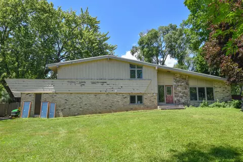w154n8105 Elm, Menomonee Falls, WI 53051
