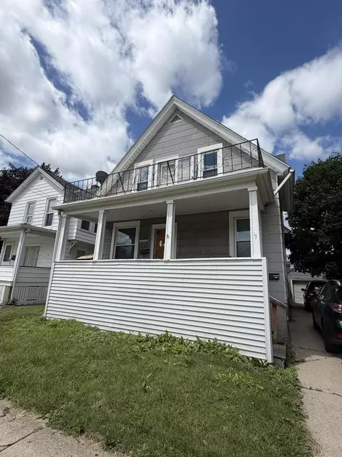 4900 25th, Kenosha, WI 53140