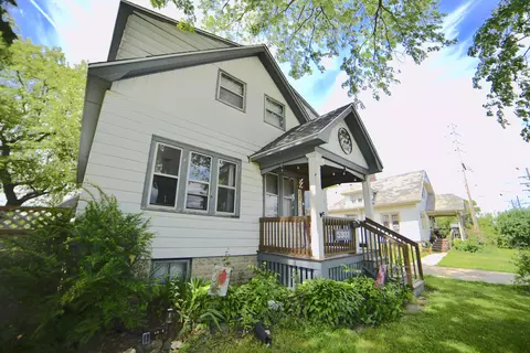 5931 N 84th #A, Milwaukee, WI 53225