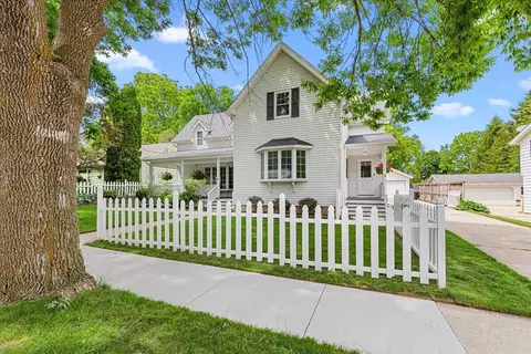 n37w6046 Wurthmann, Cedarburg, WI 53012