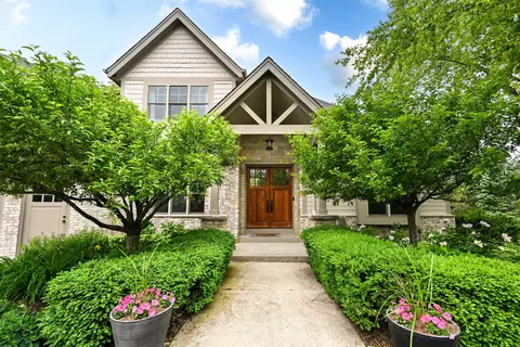 14165 N Pine Blf, Mequon, WI 53097
