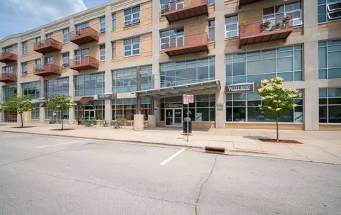 705 Village Grn #311, West Bend, WI 53090