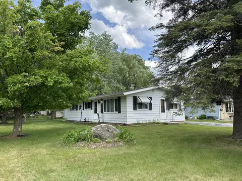 822 Bel Ric, Kewaskum, WI 53040