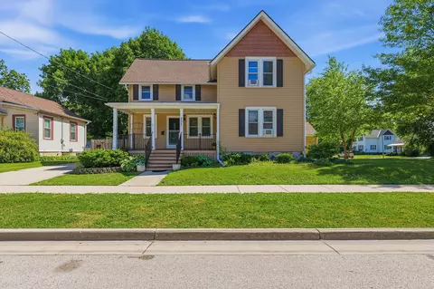 207 E Jefferson, Oconomowoc, WI 53066
