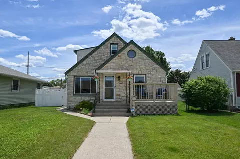 1629 Minnesota, South Milwaukee, WI 53172