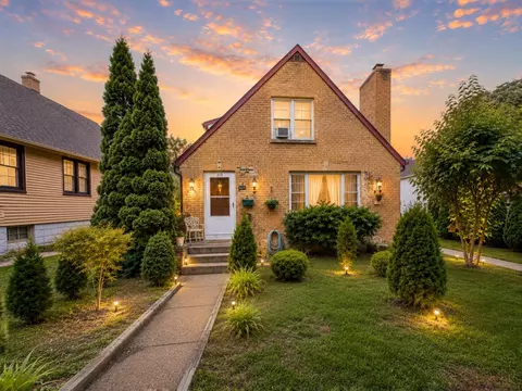 214 S 65th, Milwaukee, WI 53214