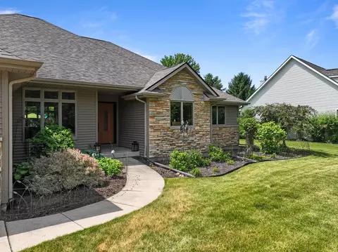 403 Fair Oaks, Williams Bay, WI 53191