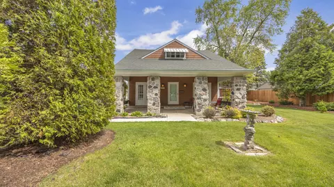 548 Whitcomb, Sheboygan, WI 53081