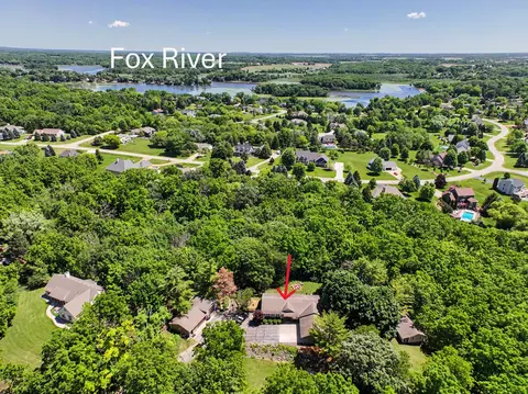 4935 Buena Park, Waterford, WI 53185