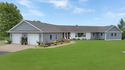 e8871 Reo Avenue, Christiana, WI 54667