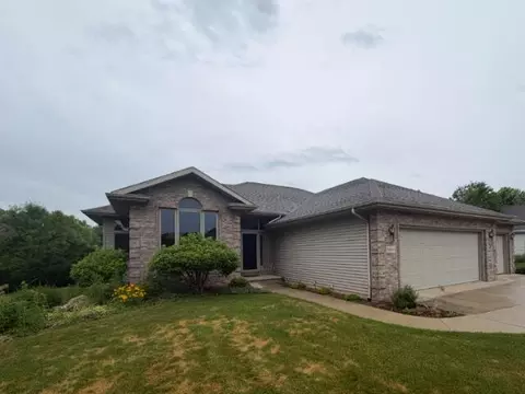 n8244 Ashberry Avenue, Fond Du Lac, WI 54937