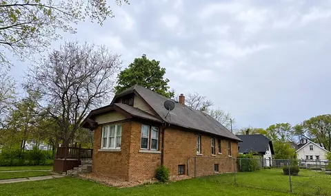 4609 N 37th, Milwaukee, WI 53209