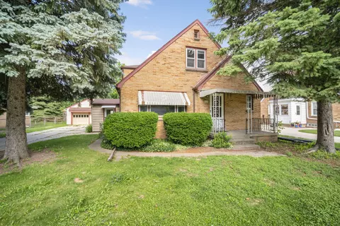 4329 S 47th #4331, Greenfield, WI 53220