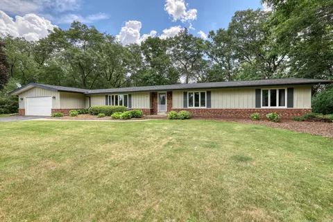 s43w36805 Laak, Ottawa, WI 53118