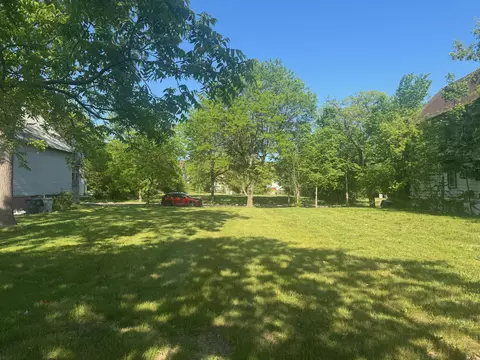 3409 N 12th, Milwaukee, WI 53206
