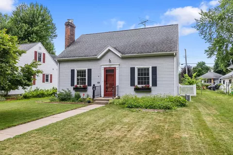 637 23rd, La Crosse, WI 54601