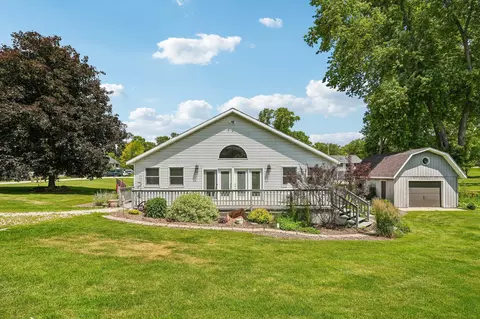 7533 337th, Wheatland, WI 53105