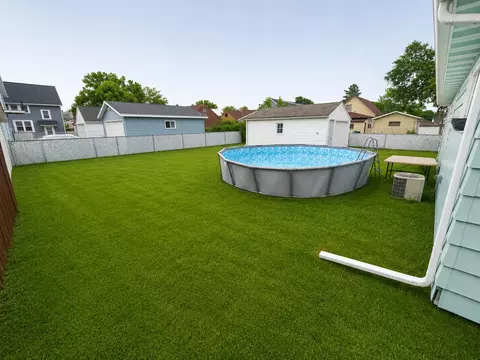2310 Hamilton, Manitowoc, WI 54220
