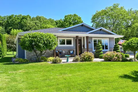 7232 Dartmoor, Greendale, WI 53129