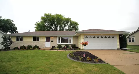w174n9446 Joper, Menomonee Falls, WI 53051