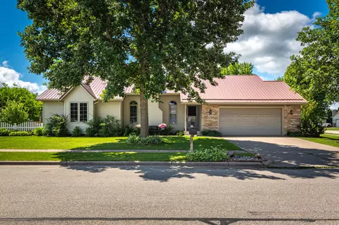 735 Daffodil, West Salem, WI 54669