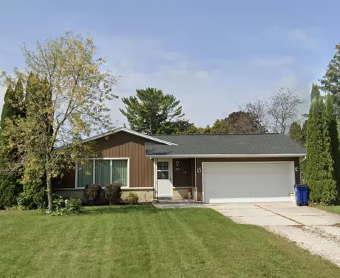 4302 E Parke Rdg, Sheboygan, WI 53083