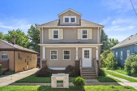 2213 Carlilse, Racine, WI 53404