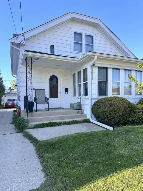 436 Augusta, Racine, WI 53402