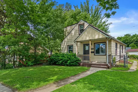 3368 S Chase, Milwaukee, WI 53207