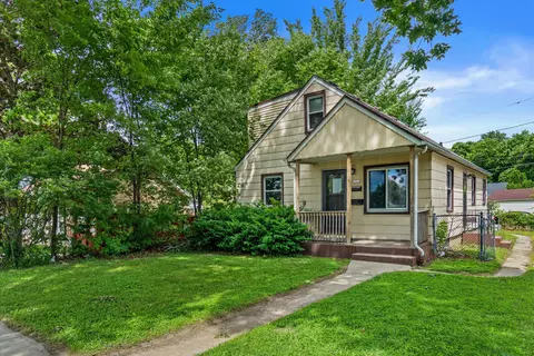 3368 S Chase, Milwaukee, WI 53207