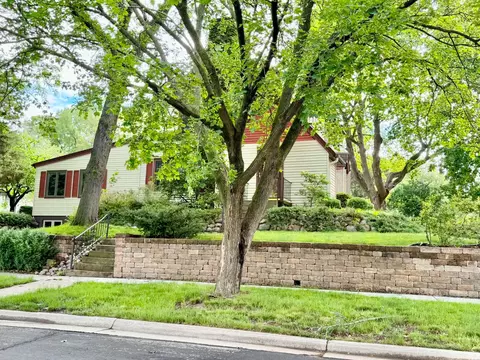 919 Harvey, Watertown, WI 53094