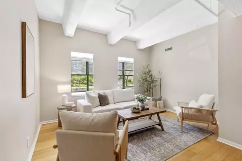 270 E Highland #113, Milwaukee, WI 53202