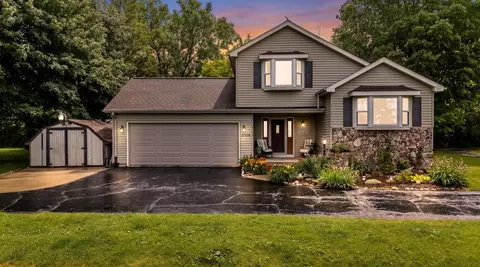 n5506 County Road E, Iron Ridge, WI 53035