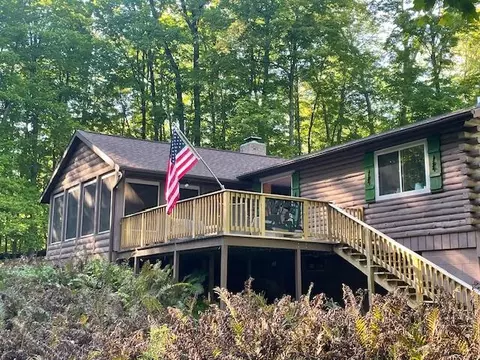 W6230 Olivia, Crivitz, WI 54114