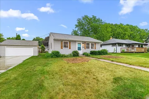 625 Pleasant, West Bend, WI 53095