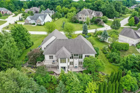645 Talon, Brookfield, WI 53045