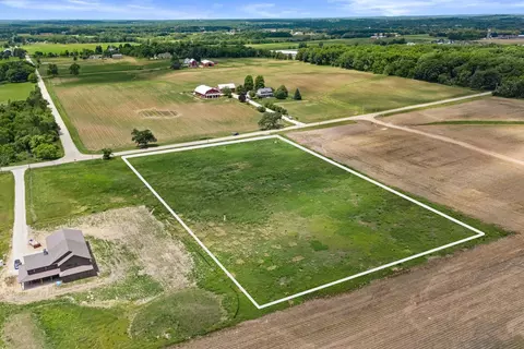 Lt1 Sharp, Dover, WI 53105 photo 2