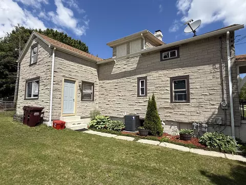 420 N 5th, Manitowoc, WI 54220