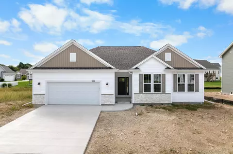 1549 Patton, Hartford, WI 53027
