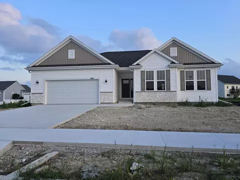 1549 Patton, Hartford, WI 53027