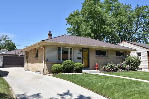 3669 S 81st, Milwaukee, WI 53220