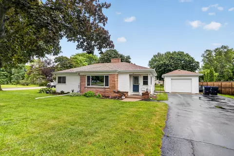 104 E Third, Elkhorn, WI 53121
