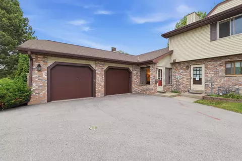 892 Bishop, Fond Du Lac, WI 54935
