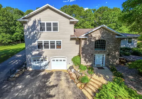 n2310 Wenham Road, Hebron, WI 53538