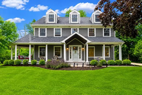 11344 N Lake Shr, Mequon, WI 53092