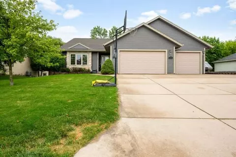 203 Jenna, Watertown, WI 53098