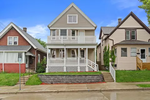 1722 S 66th #1724, West Allis, WI 53214